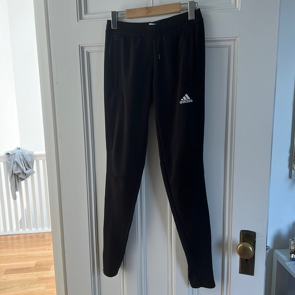Women’s Addidas 3 stripe pant